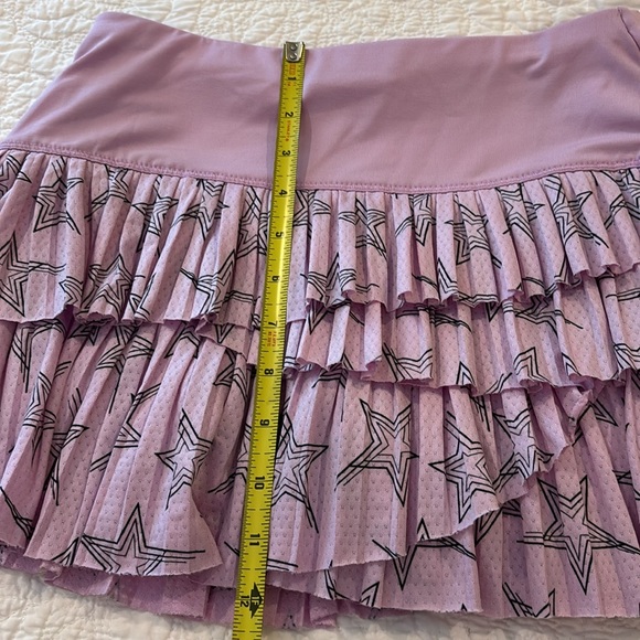 RARE! Lucky in Love skirt - Picture 2 of 6